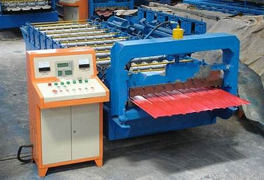 China trapezoïdaal het Bladbroodje die van 3KW 380V Machine voor het Comité van de Staalmuur het Maken vormen leverancier