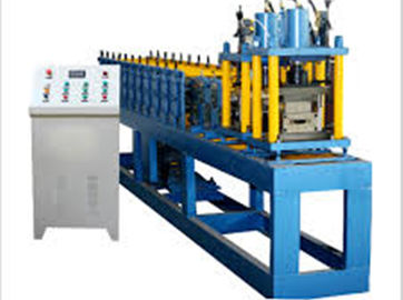 China Van het het Metaalblad van het aluminiumstaal de Rolling Machine met Hydraulische Decoiler-Machine  leverancier